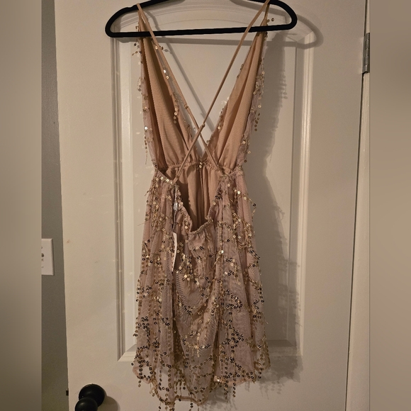 REAQKA Champagne Spaghetti Strap Sequined Romper (BNWT) - Picture 4 of 10